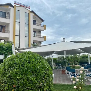 Hotel President, Golem (Tirana)